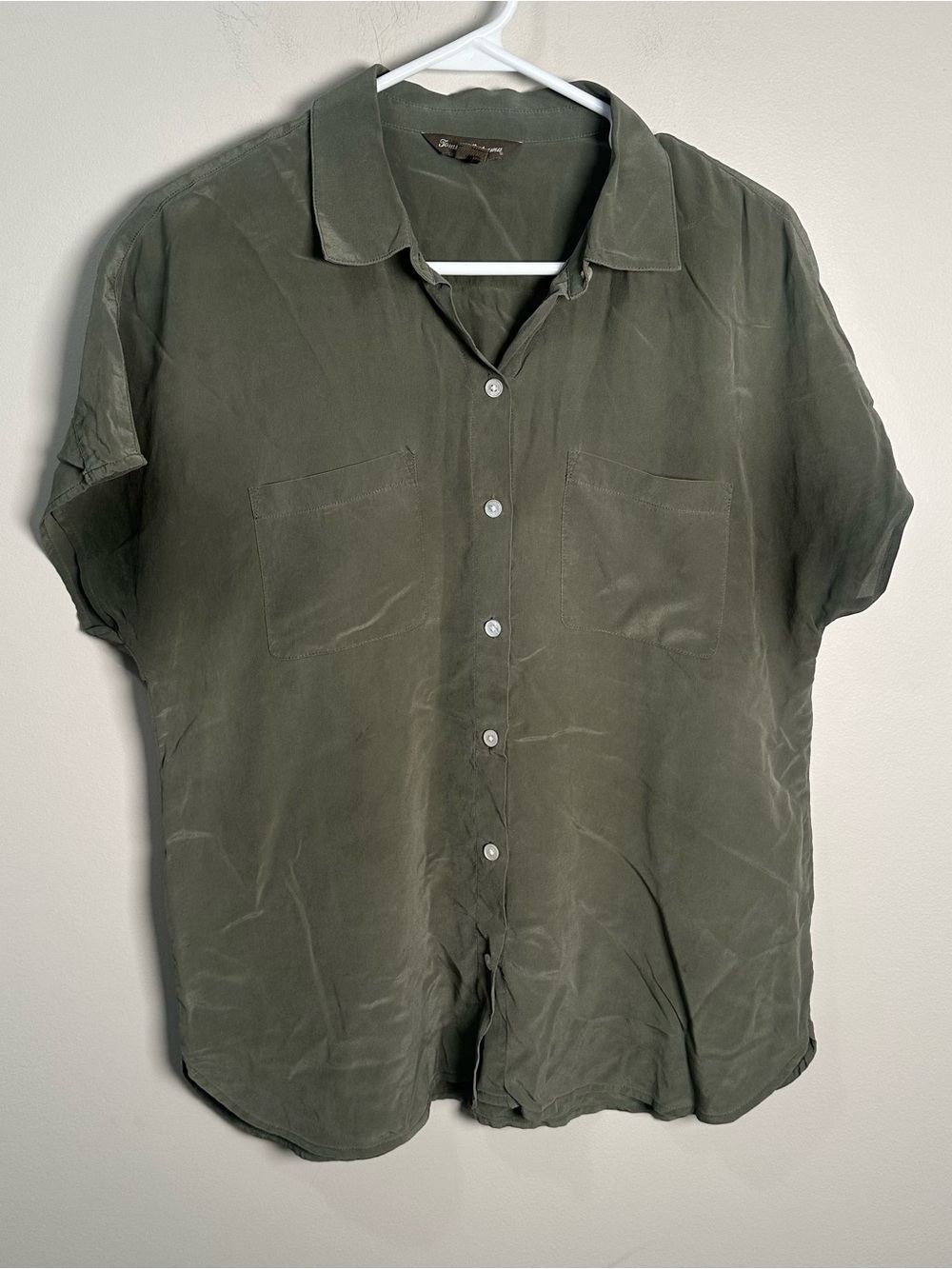 Tommy Bahama 100% Silk Shirt Women’s Button Up Short Sleeve Green Small